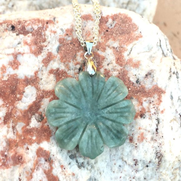 Genuine Burmese Jadeite Flower Pendant Jumbo Type A Untreated - Picture 4 of 16